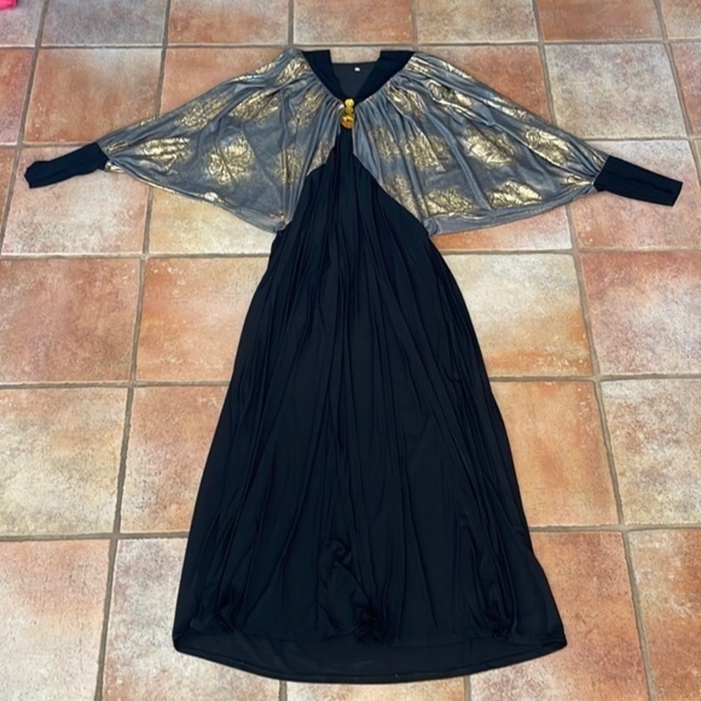 AMAZING HANDMADE BEJEWELD GOWN